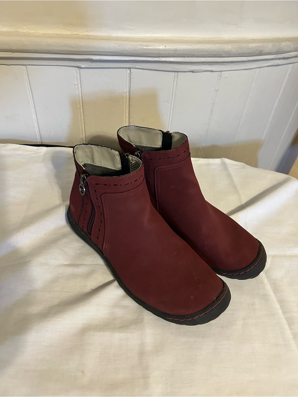 JBU By Jambu Juno Dual Zip Ankle Booties/Red-Burgundy/Size 9M